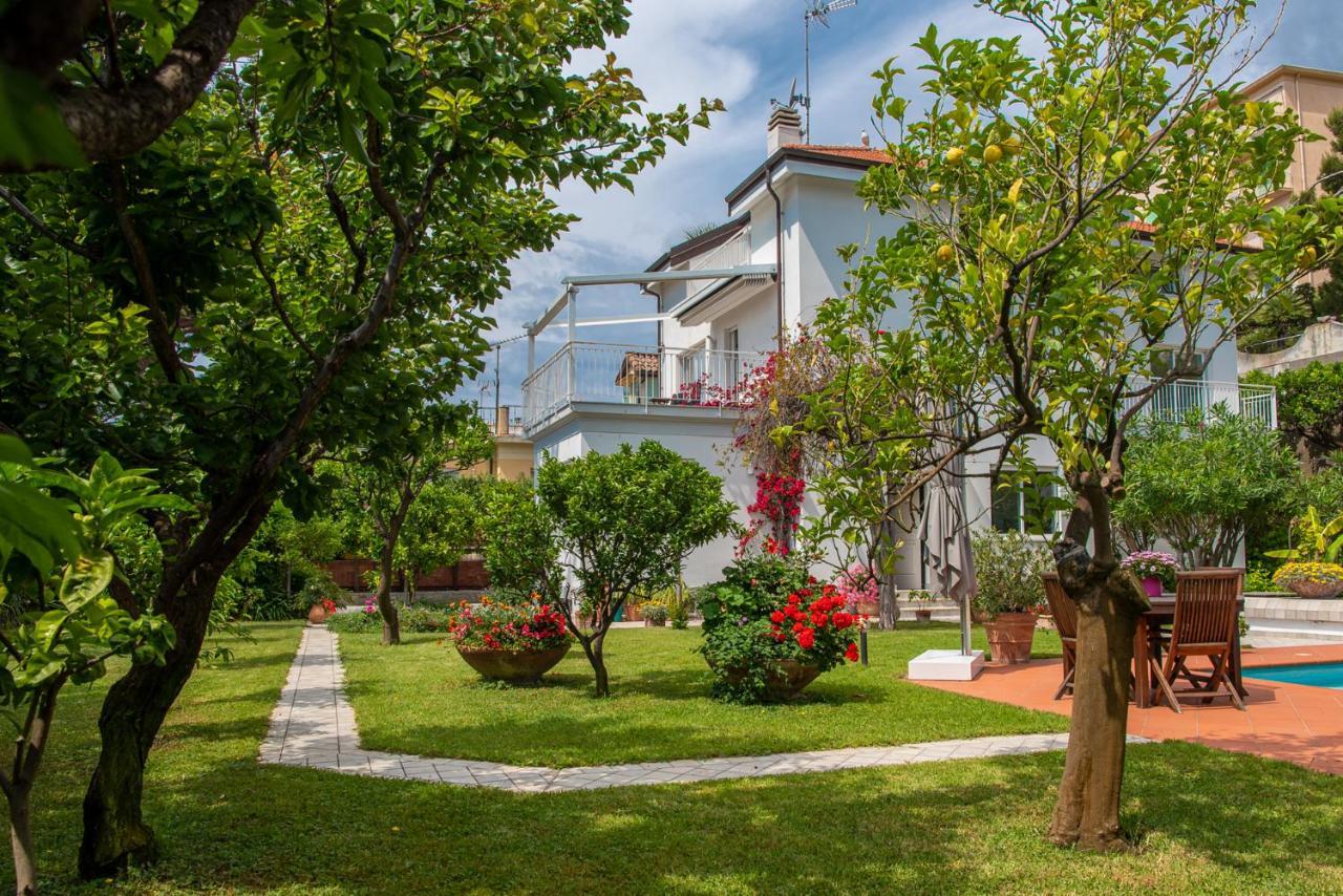 Magnificent Villa *