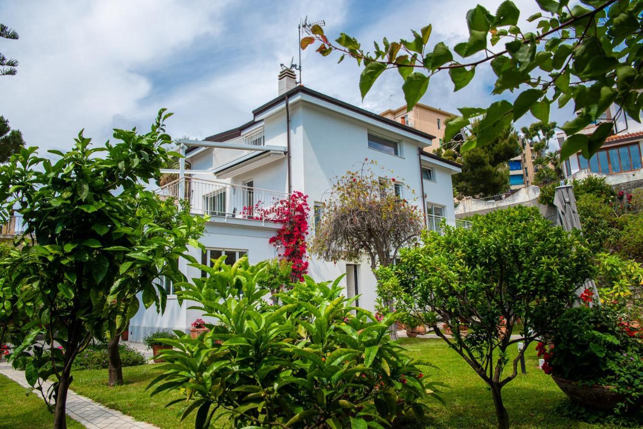 Villa Magnificent *